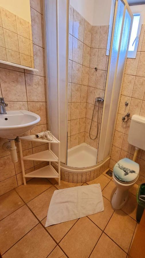 Visovac Rooms And Breakfast Skradin Exterior photo