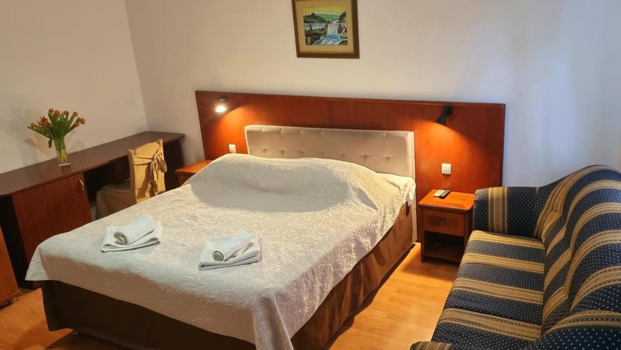 Visovac Rooms And Breakfast Skradin Exterior photo